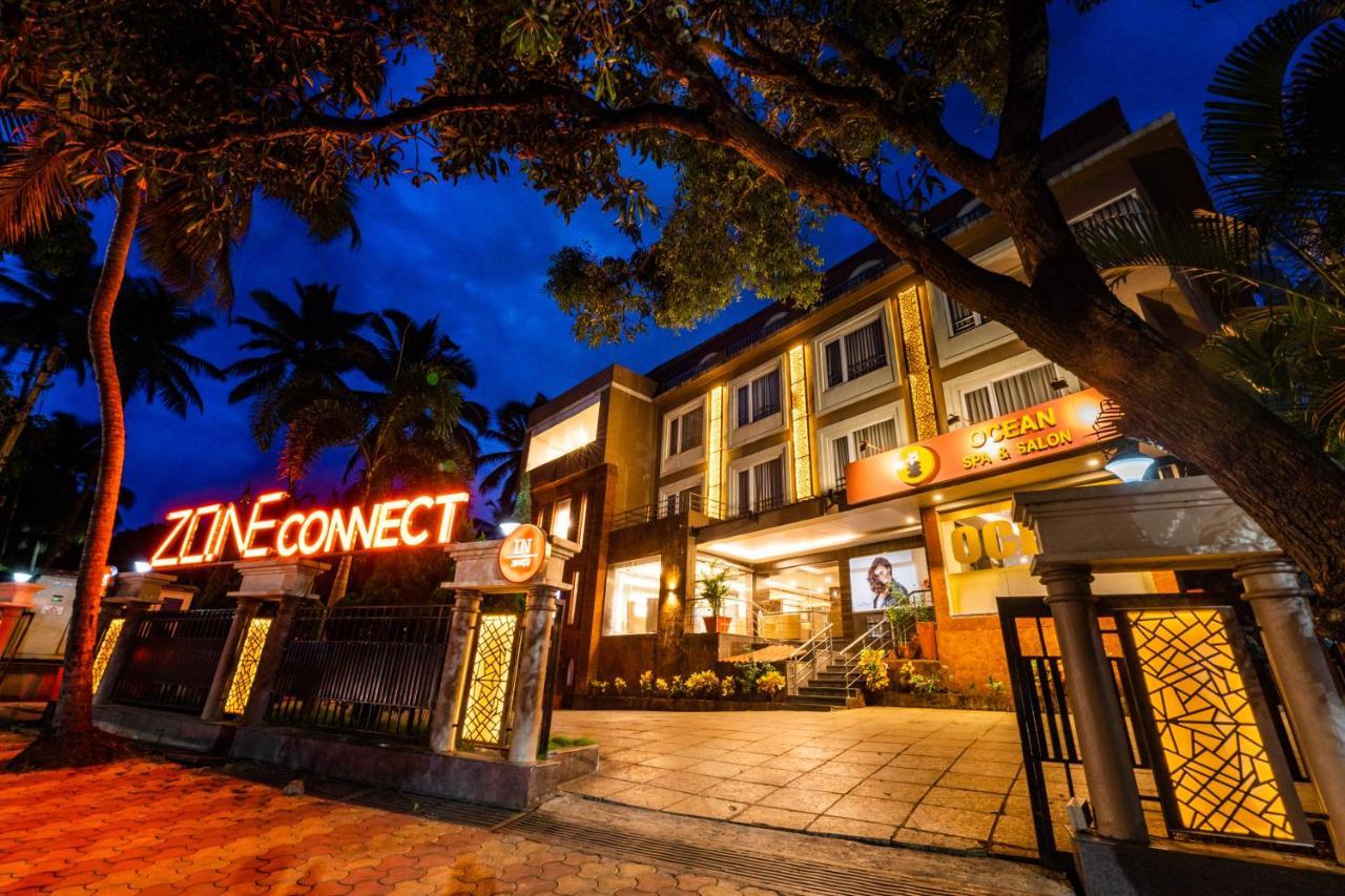 Zone Connect By The Park Parra Goa Hotel Anjuna Bagian luar foto