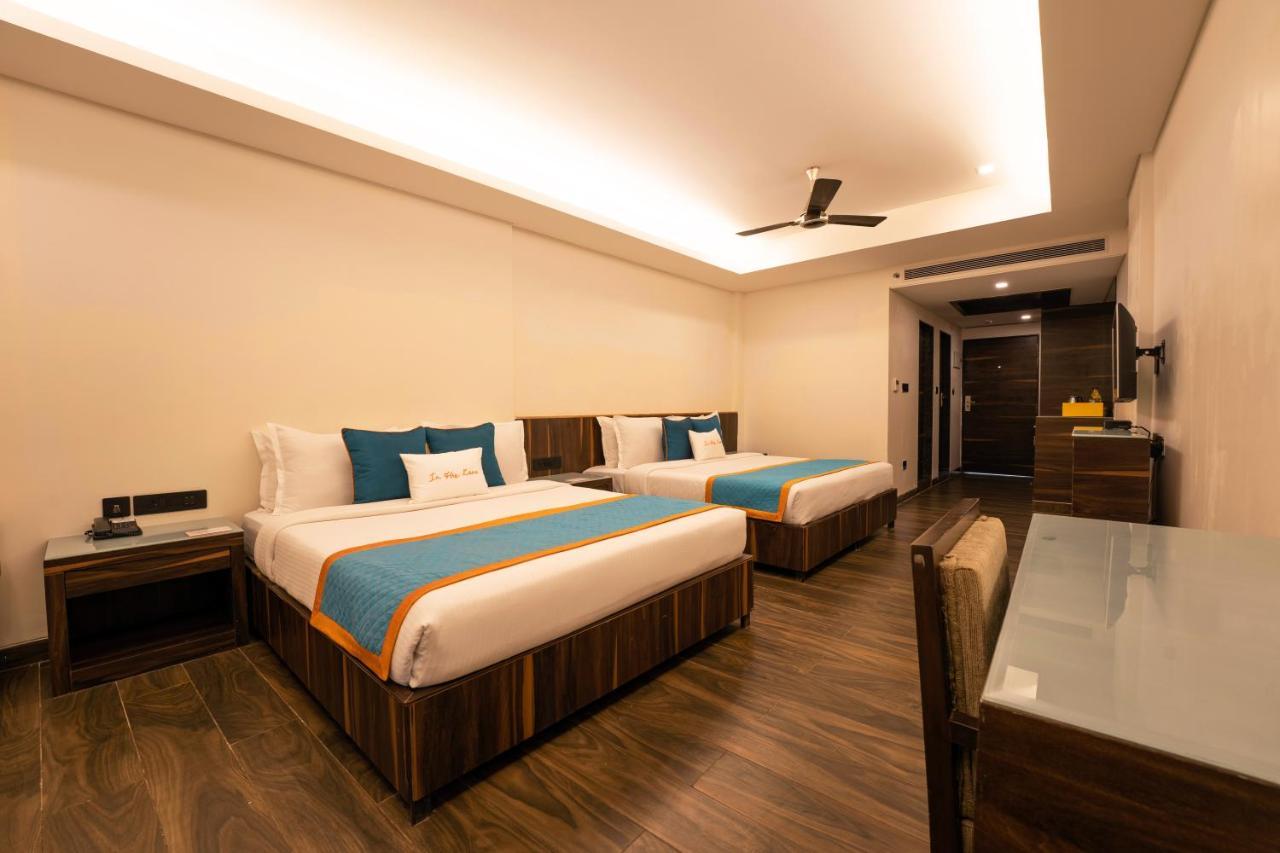 Zone Connect By The Park Parra Goa Hotel Anjuna Bagian luar foto