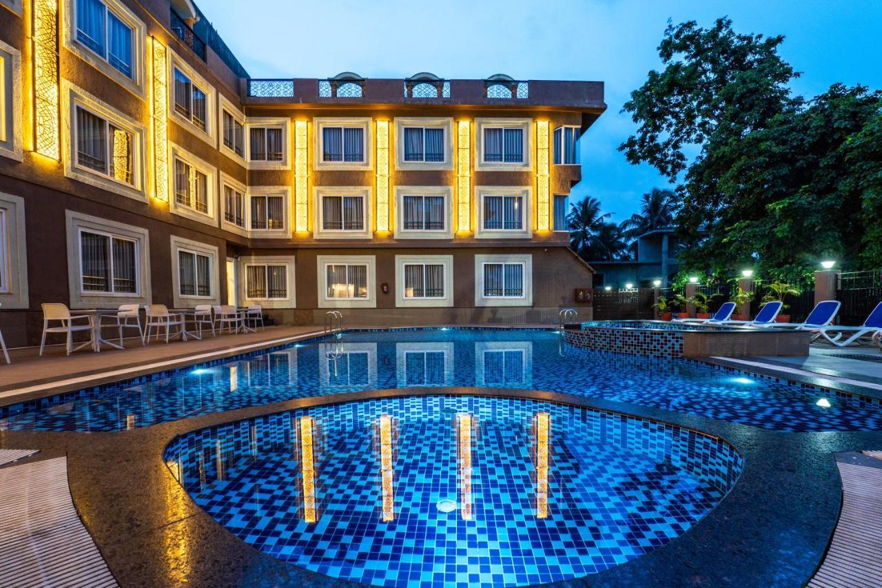 Zone Connect By The Park Parra Goa Hotel Anjuna Bagian luar foto